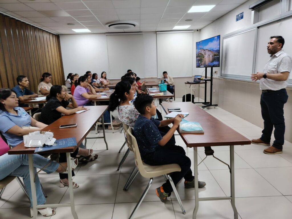 SEPREC ENCIENDE LA CHISPA DEL EMPRENDIMIENTO EN SANTA CRUZ